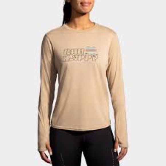 Brooks Tops - Brooks Distance Graphic Long Sleeve Women's tshirt